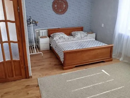 Studio apartment for daily rent in Baranovichi, Sovetskaya St. 142Б