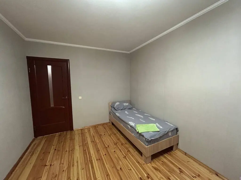 View of apartment for daily rent, Baranovichi, Bagrim street 11 — photo 3