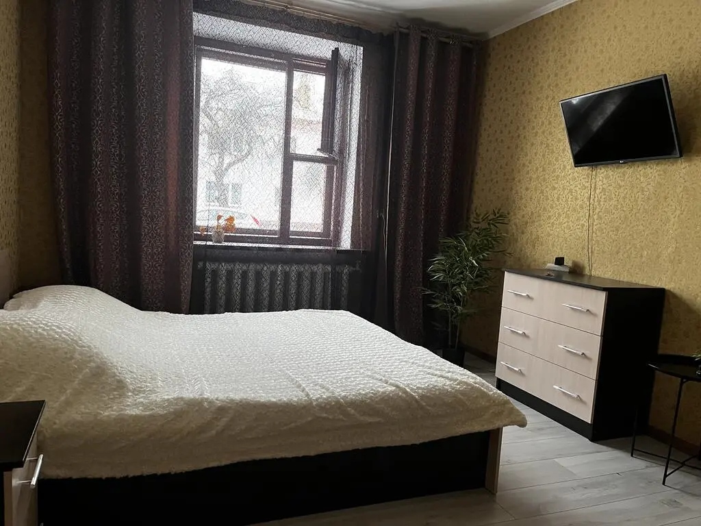 Двухкомнатная квартира на сутки в Барановичи, ул. Брестская 238