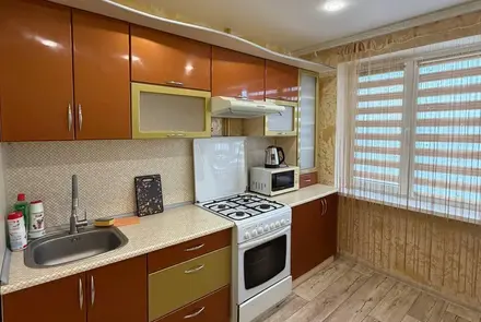 Трехкомнатная квартира на сутки в Барановичи, ул. Наконечникова 17/5